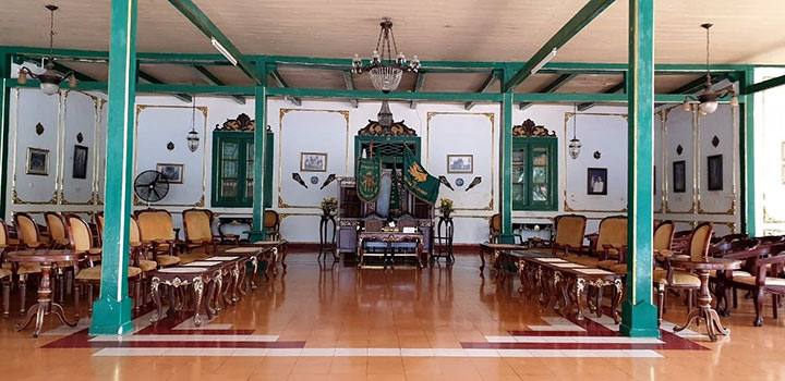ruang meeting Keraton Kanoman
