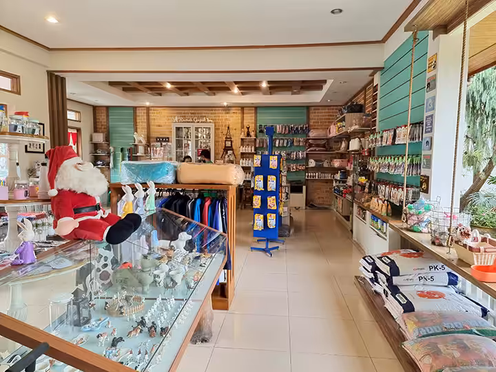 Pet shop Rumah Guguk Bandung