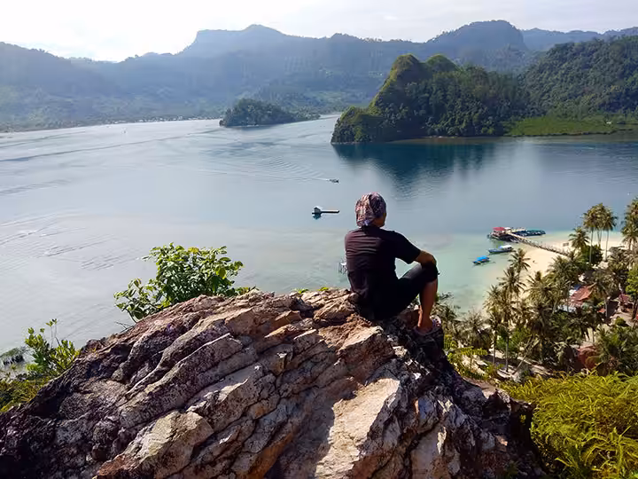 trekking Pulau Pasumpahan