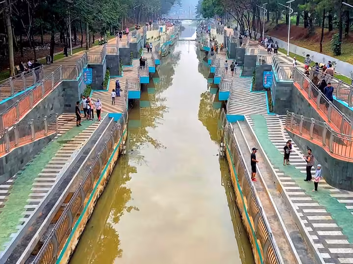 Jaletreng Riverpark kota tangerang selatan