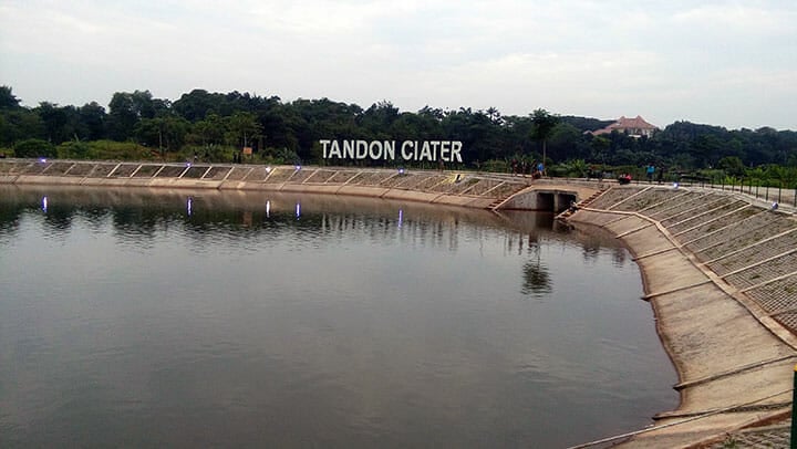 Tandon Ciater buka atau tutup