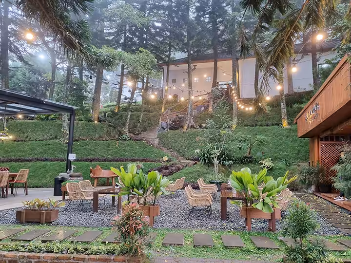 cafe Damar Langit Resort