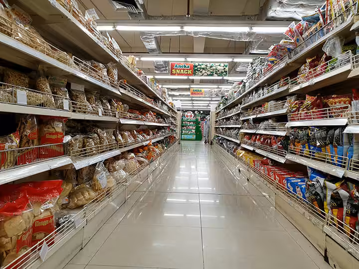 diamond supermarket di kelapa gading