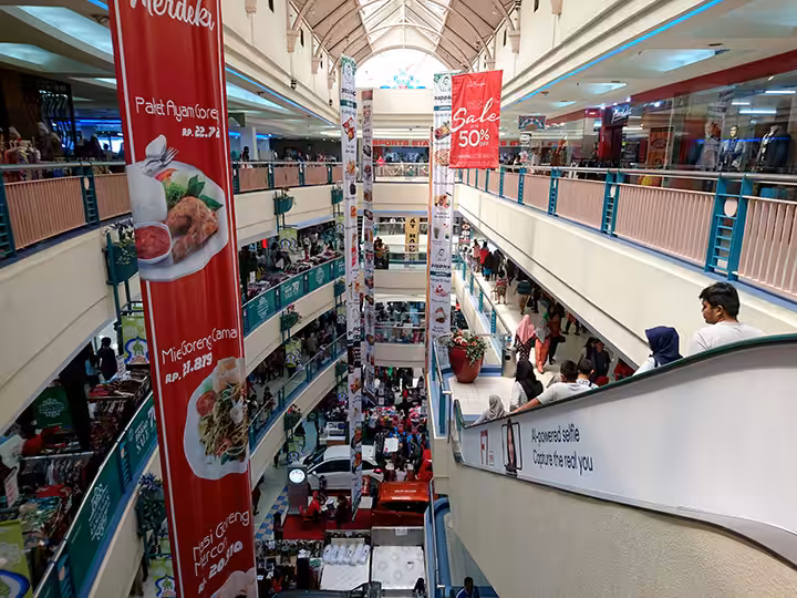 floor Medan Mall