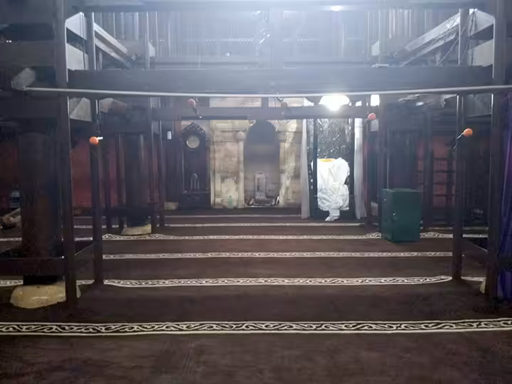 sejarah Masjid Agung Sang Cipta Rasa