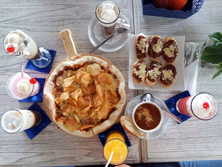 menu di Orofi Cafe Bandung