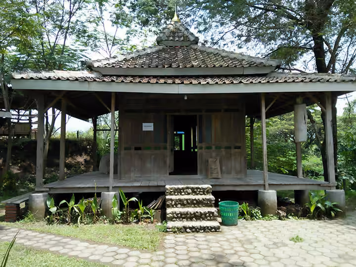 fasilitas mushola Umbul Siblarak