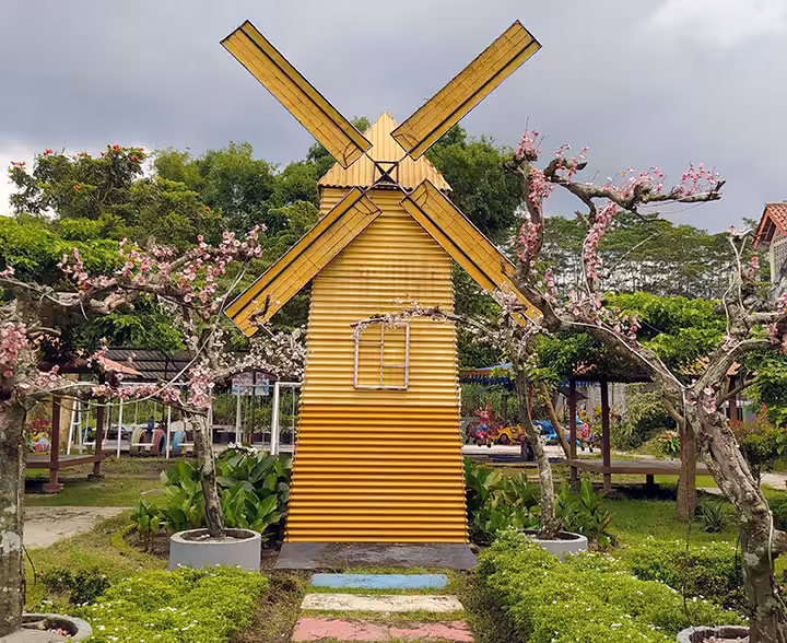 spot foto di wisata Fish Garden Blitar