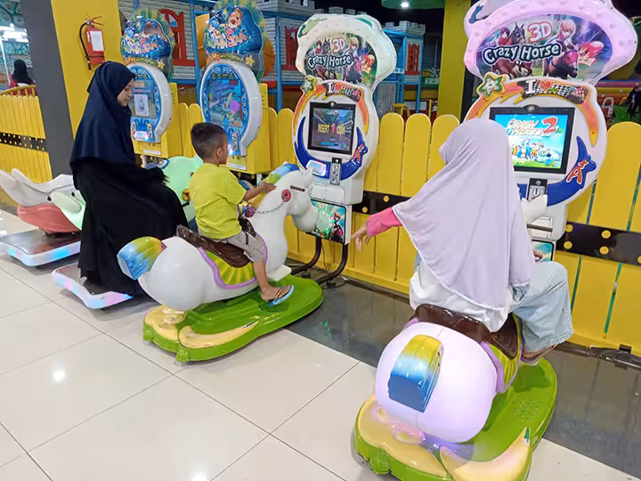 taman bermain Panakkukang Square