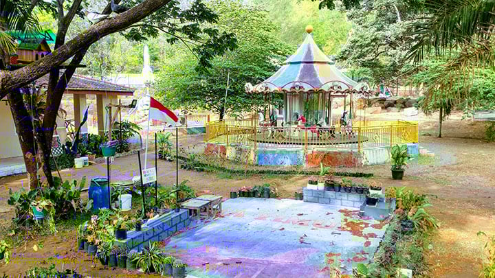 fasilitas wahana di Goa Selomangleng Kediri