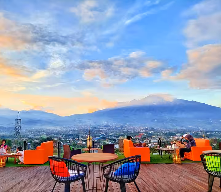 nongkrong di Awang-awang Telomoyo