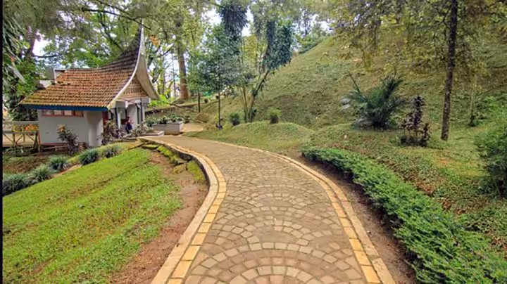 Benteng Fort De Kock artinya