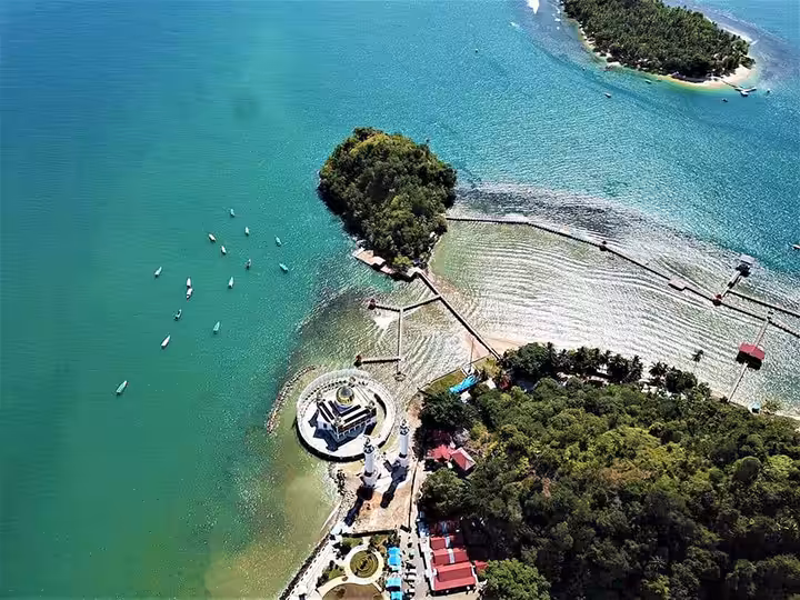Pantai Carocok Painan drone view