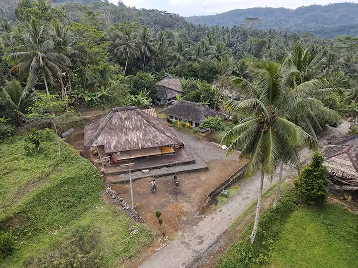 Sejarah Kampung Adat Kuta