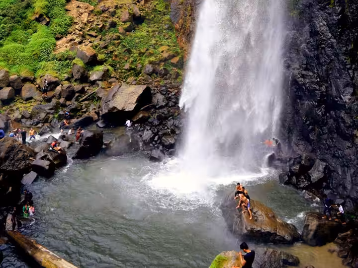 air terjun tertinggi di Indonesia