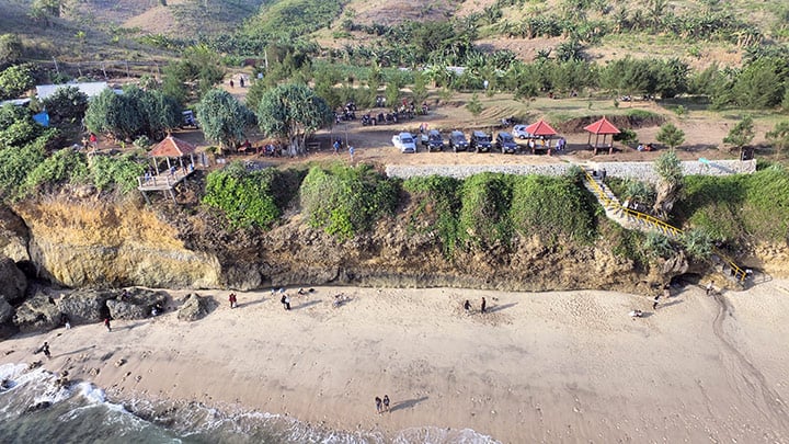 drone view Pantai Pacar