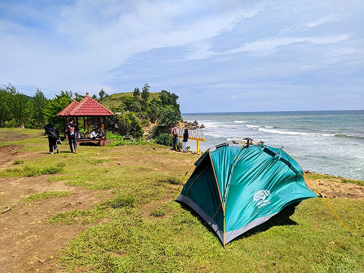 fasilitas di Pantai Pacar