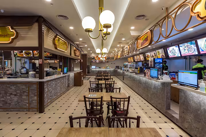 foodcourt di Green Sedayu Mall