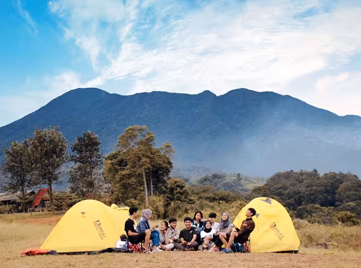 gayatri camp puncak