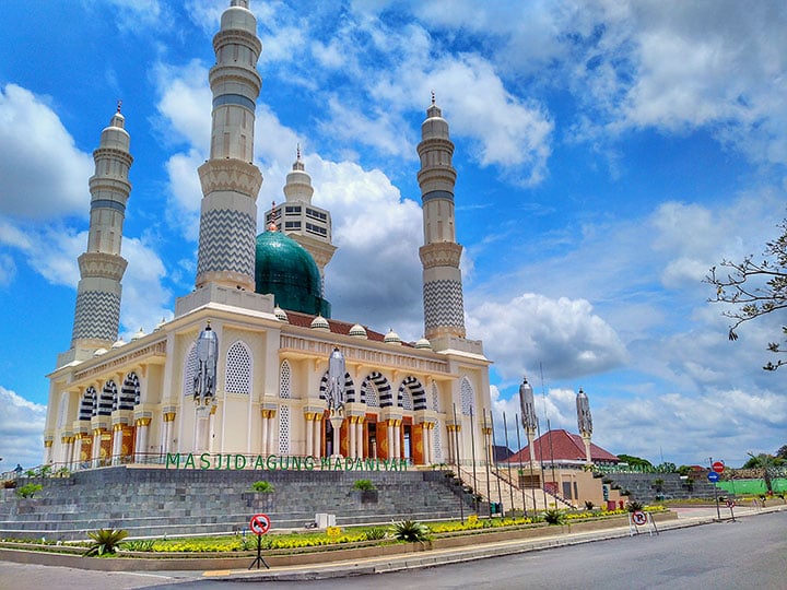 masjid Alun alun Karanganyar