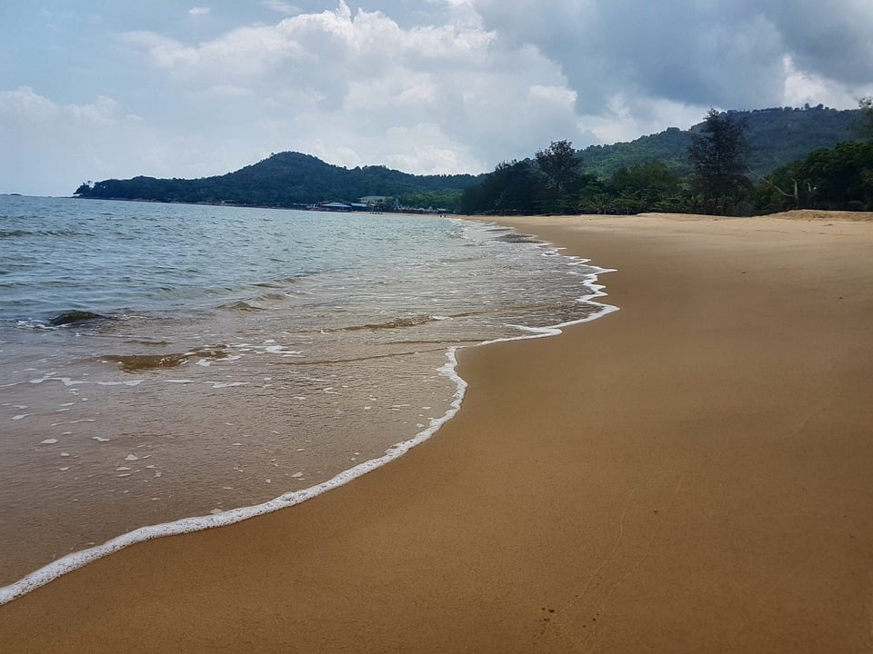 pantai di singkawang