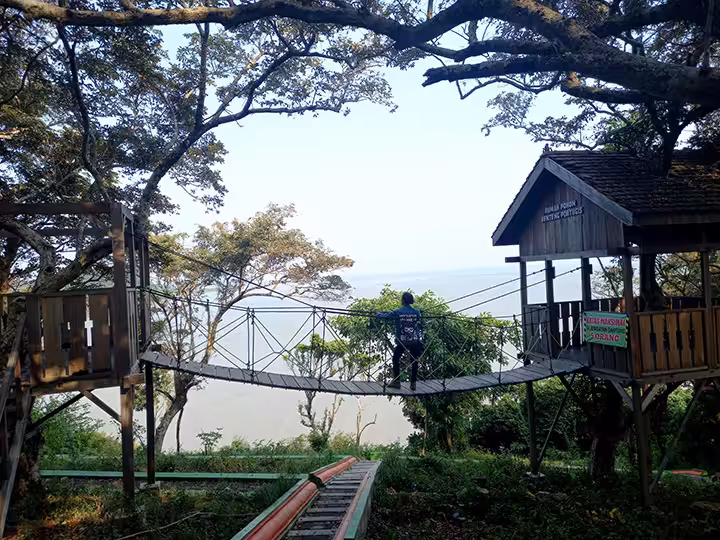 rumah pohon Benteng Portugis Jepara