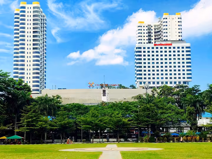 Fasilitas Lapangan MerdekaMedan