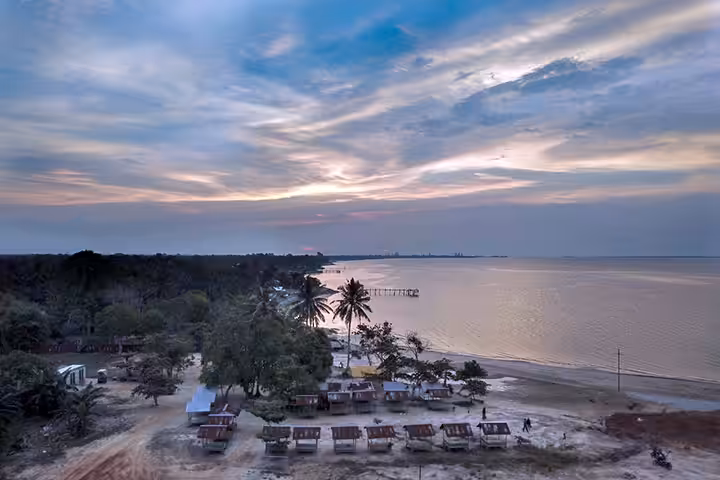 Wisata Pantai Koneng Dumai