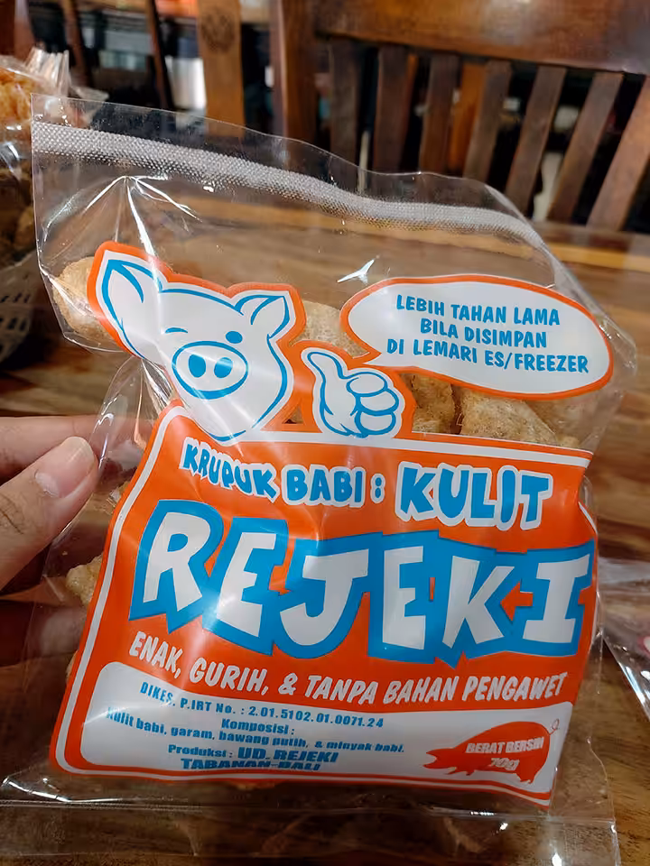 camilan di Babi Guling Chandra sunset road