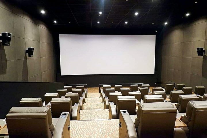 cinepolis Phinisi Point Mall