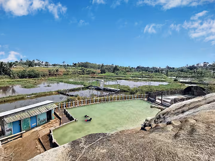 fasilitas di Gunung Peyek