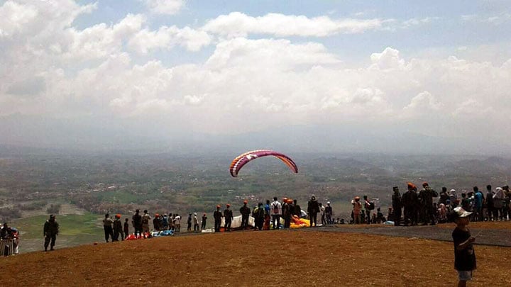 gunung haruman jingga