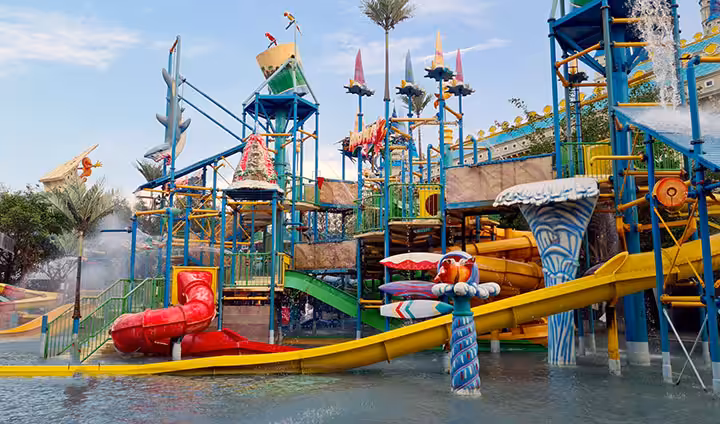 wahana atlantis land surabaya