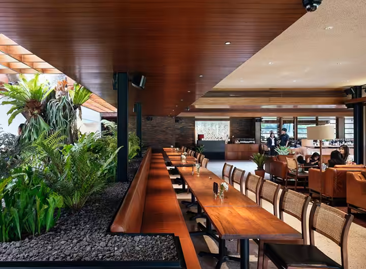 CORK&SCREW COUNTRY CLUB