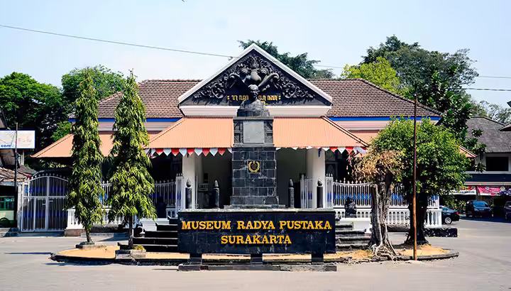 Museum Radya Pustaka solo