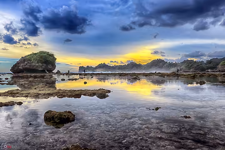 Pantai Kondang Merak
