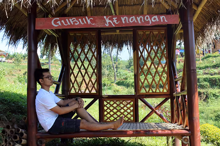 gazebo di Tlogo Land Malang