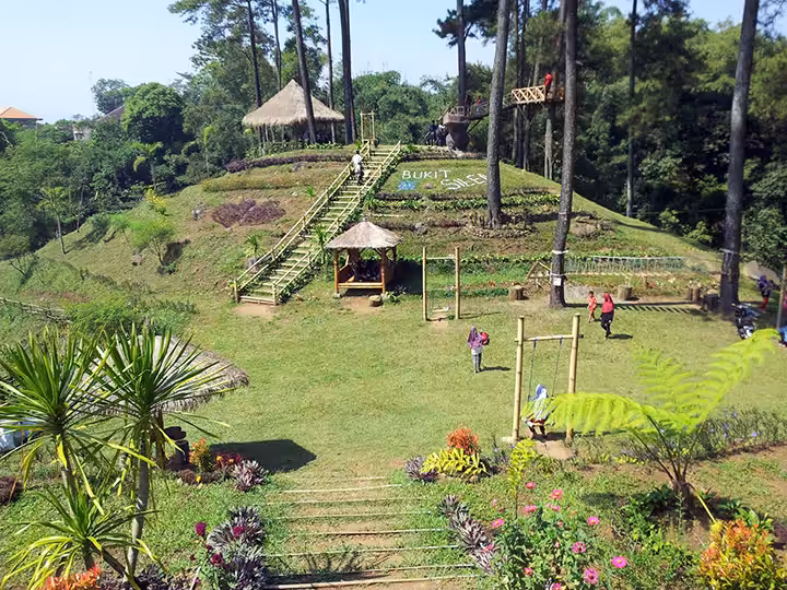 wisata alam Tlogo Land Malang