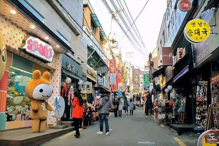 Myeongdong : HiperBelanja tempat wisata di korea 