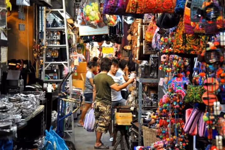 Pasar Chatuchak tempat wisata di thailand