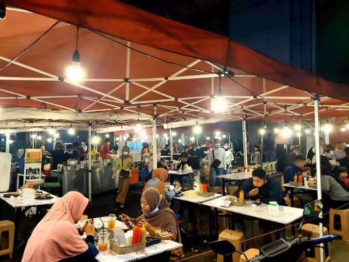 Warung Steak Si Mantan