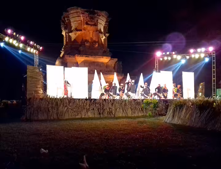 acara budaya dan sejarah candi jabung