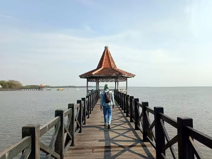 dermaga Wisata Pantai Bentar 