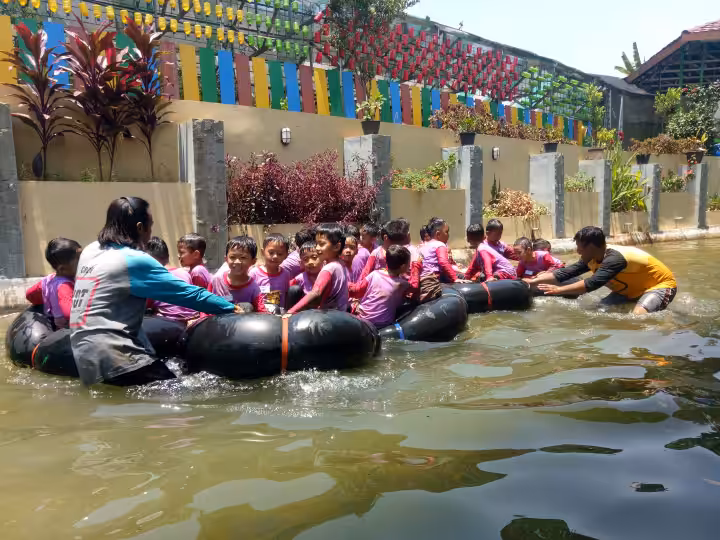 outbound di Taman Kelinci Semarang