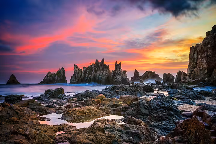 pantai gigi hiu tanggamus