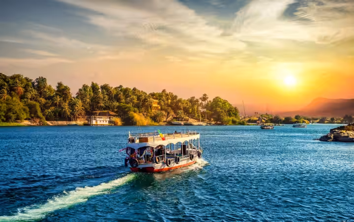 Bacaan Doa Naik Kendaraan Laut