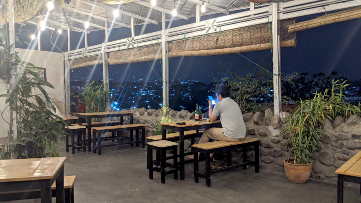 Favela Sunset Cafe Bogor
