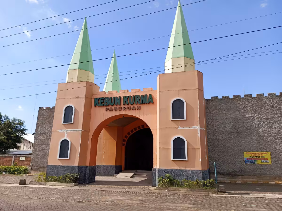 Kebun Kurma Pasuruan