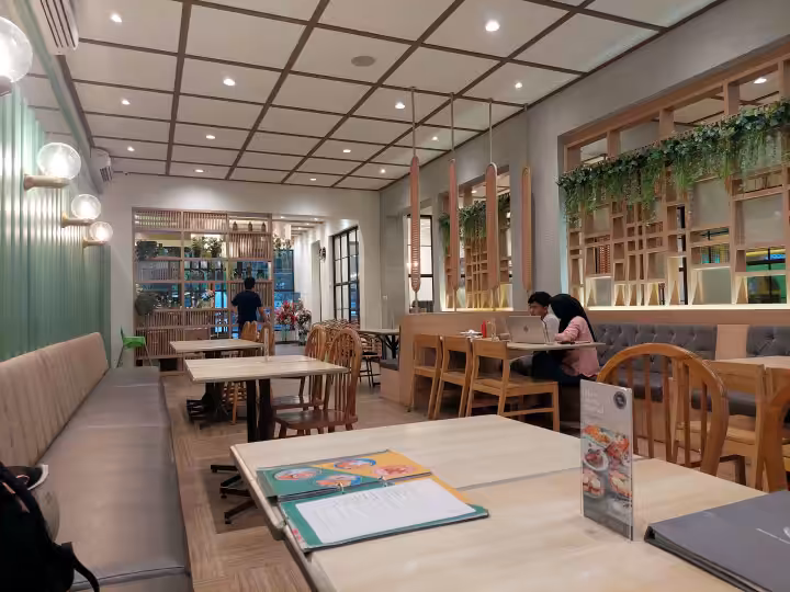 Kirakira Resto & Cafe Semarang
