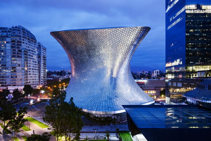 Museo Soumaya tempat wisata di meksiko